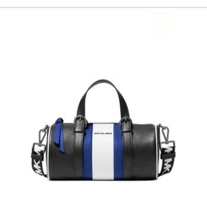 Michael Kors Stanton East West Barrel Messanger